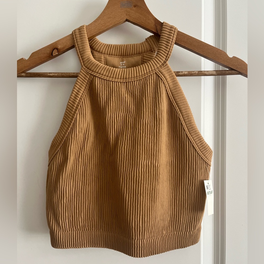 NWT Aerie double lined crop top sz M